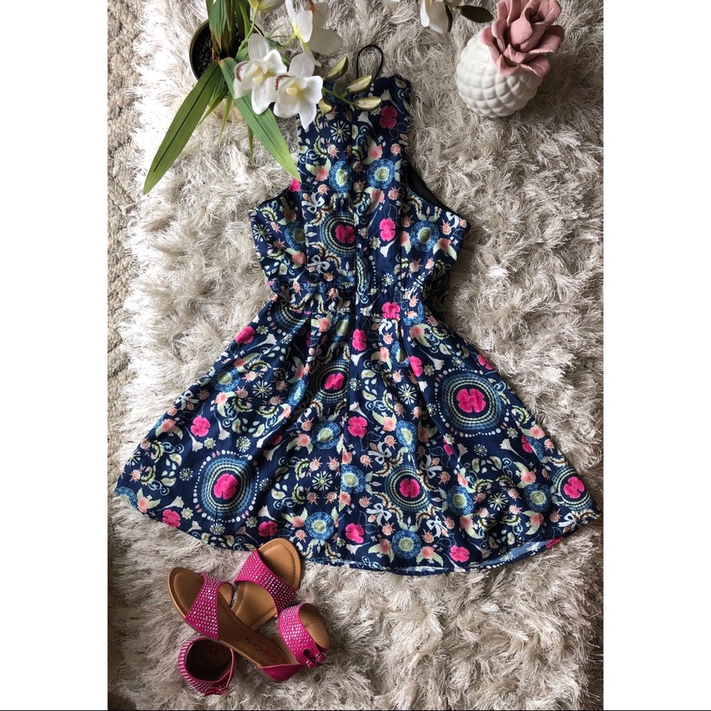 Floral Dress - Picture 4 of 6